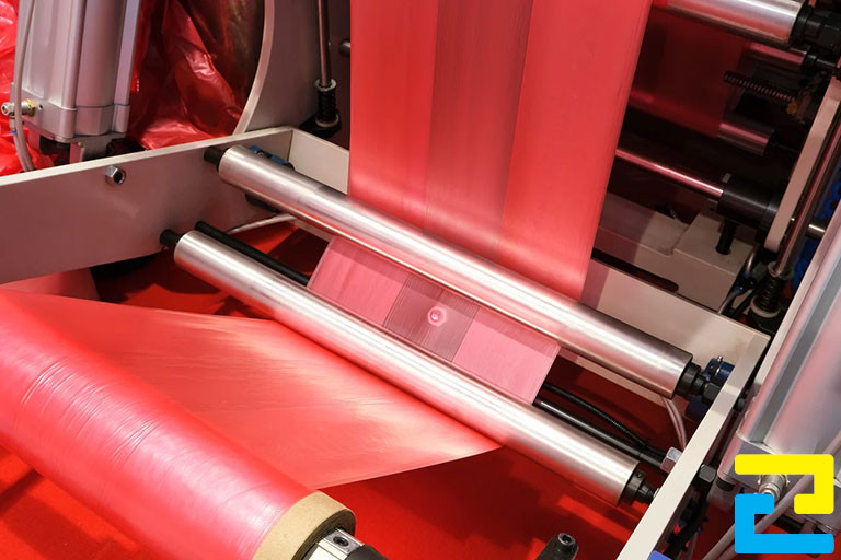 Công nghệ in Flexo có thể in được trên đa dạng các chất liệu cứng, mềm