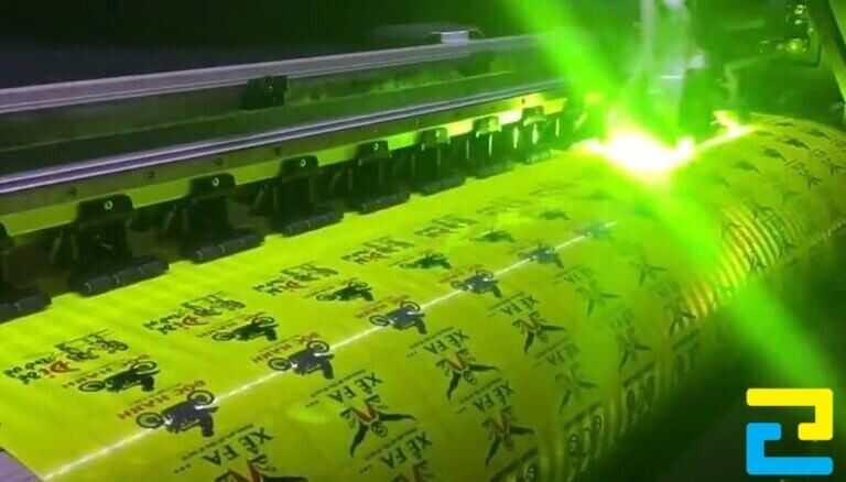 In Decal phản quang được ứng dụng rất phổ biến hiện nay