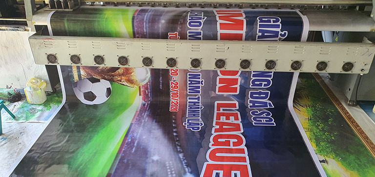 Xưởng In Quảng Cáo Song Phát sở hữu máy in khổ lớn hiện đại