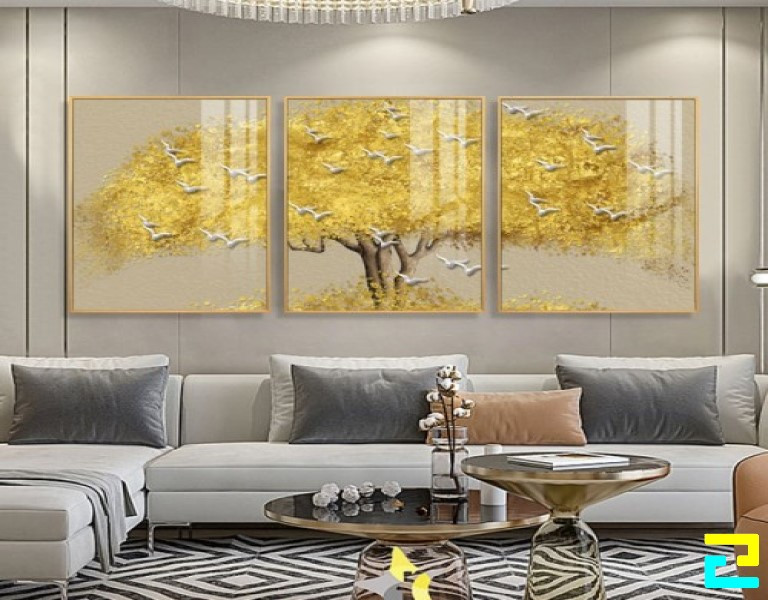 Bạn nên lồng khung kính cho thành phẩm in tranh vải treo tường để đảm bảo độ bền cũng như dễ dàng trong việc vệ sinh
