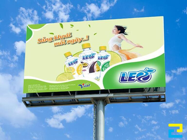 Bảng hiệu ngoài trời thiết kế với kích thước lớn thường được đặt tại các trung tâm, đường phố lớn