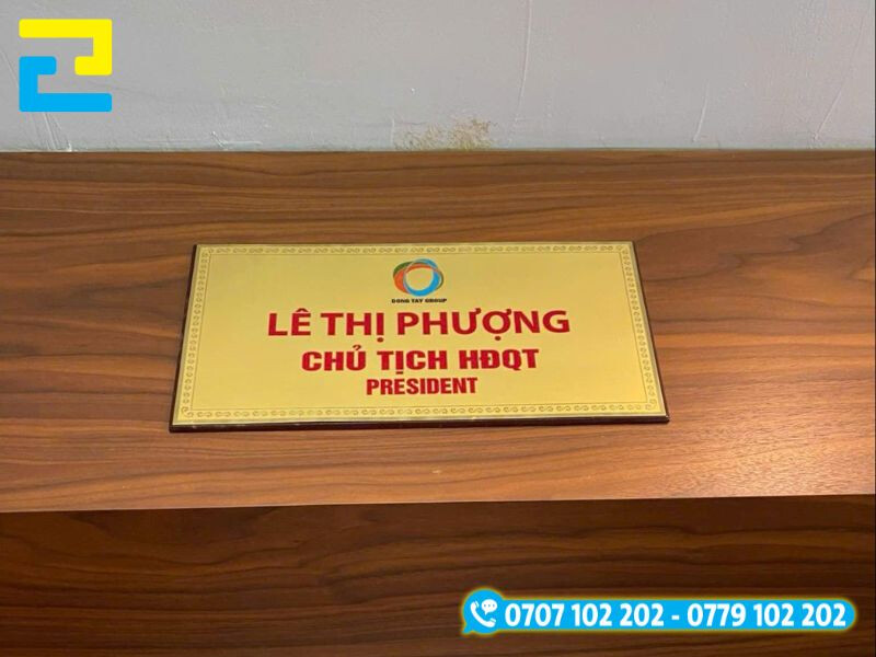 Biển tên phòng chủ tịch